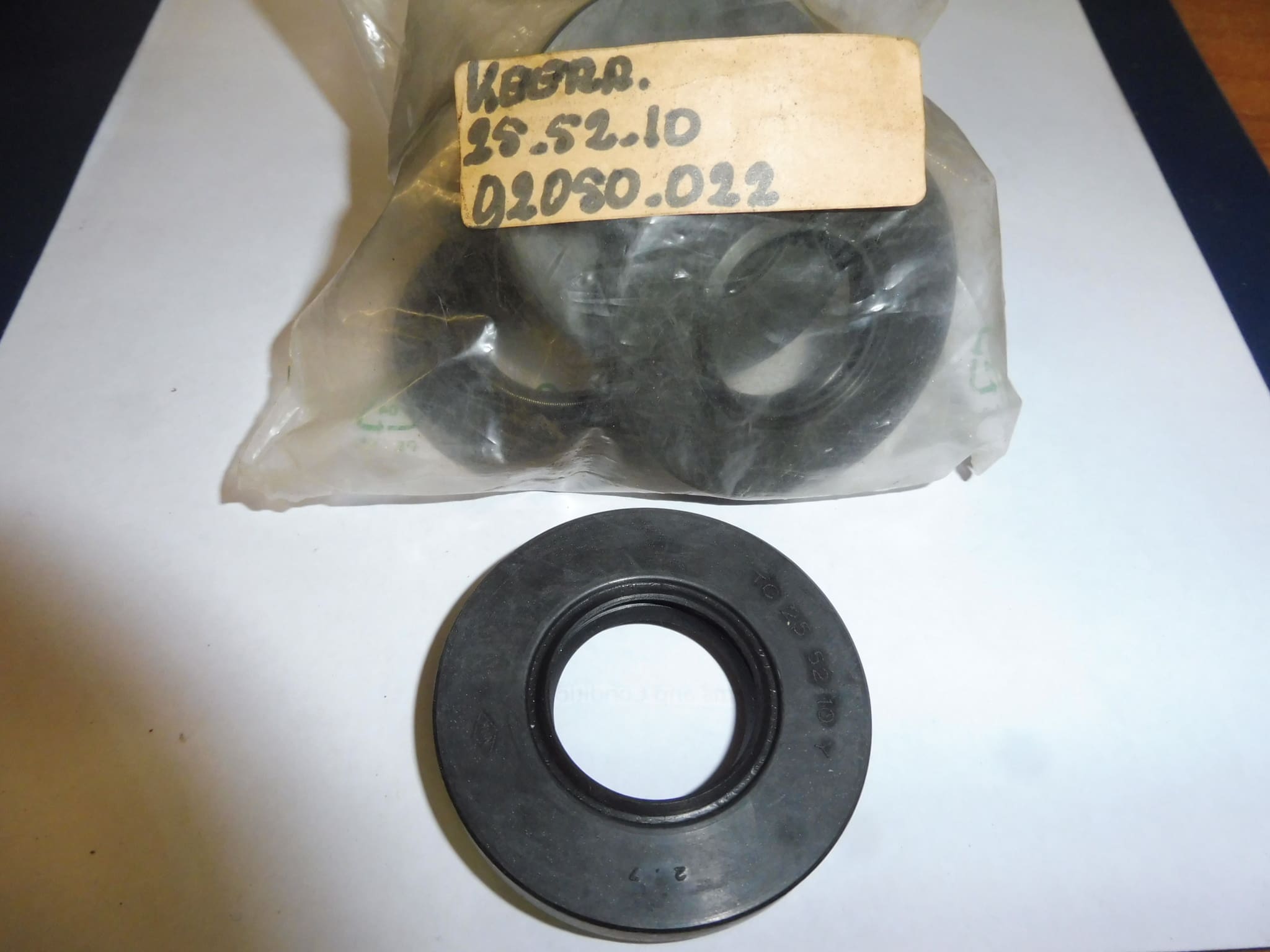 92050-022 Oil seal crankshaft Kawasaki H1/KH500 25x52x10 orig. new