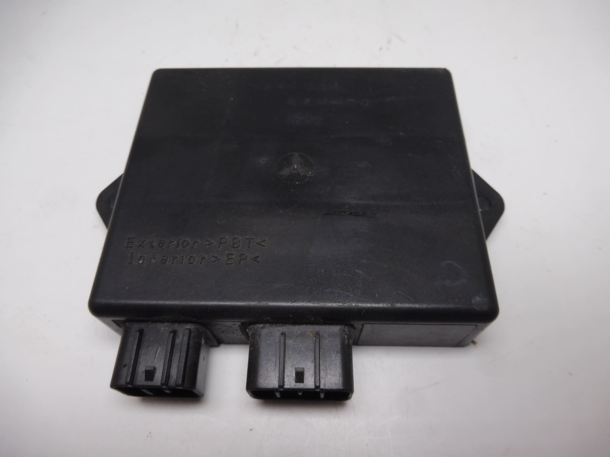 4KM-82305-00 Ignitor unit Yamaha XJ900 S original used