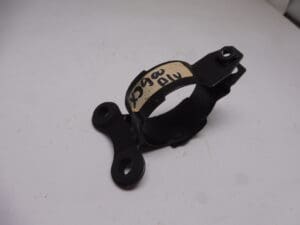 3CV-24491-10 Clamp fuelpump Yamaha YZF600R/XJ900S/XVZ1300 used