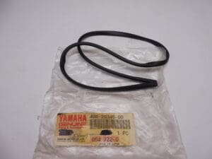 4BR-23111-M1 Mole cowling Yamaha XJ600 S '93-'95 original new