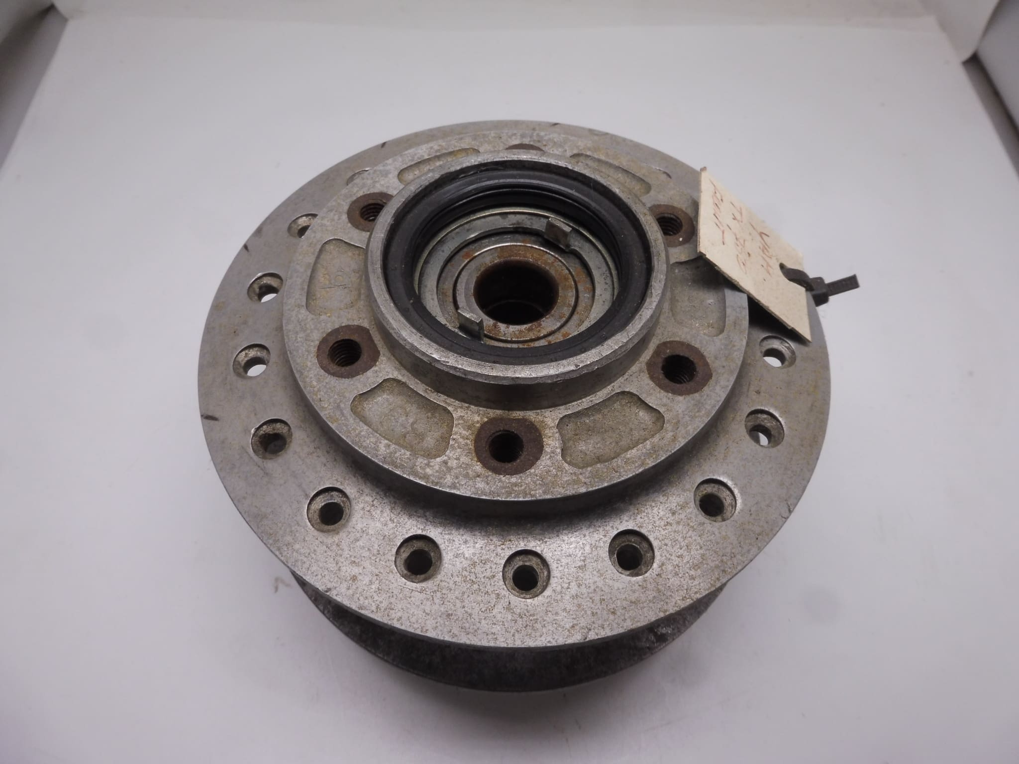 341-25111-01 Frontwheel hub Yamaha TX750 used, good condition