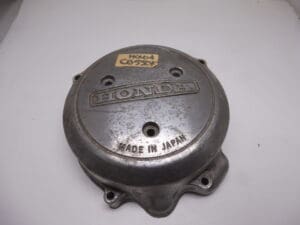 11631-404-000 Cover ignition dynamo Honda CB500K3/CB550F-F2-K-K3 used