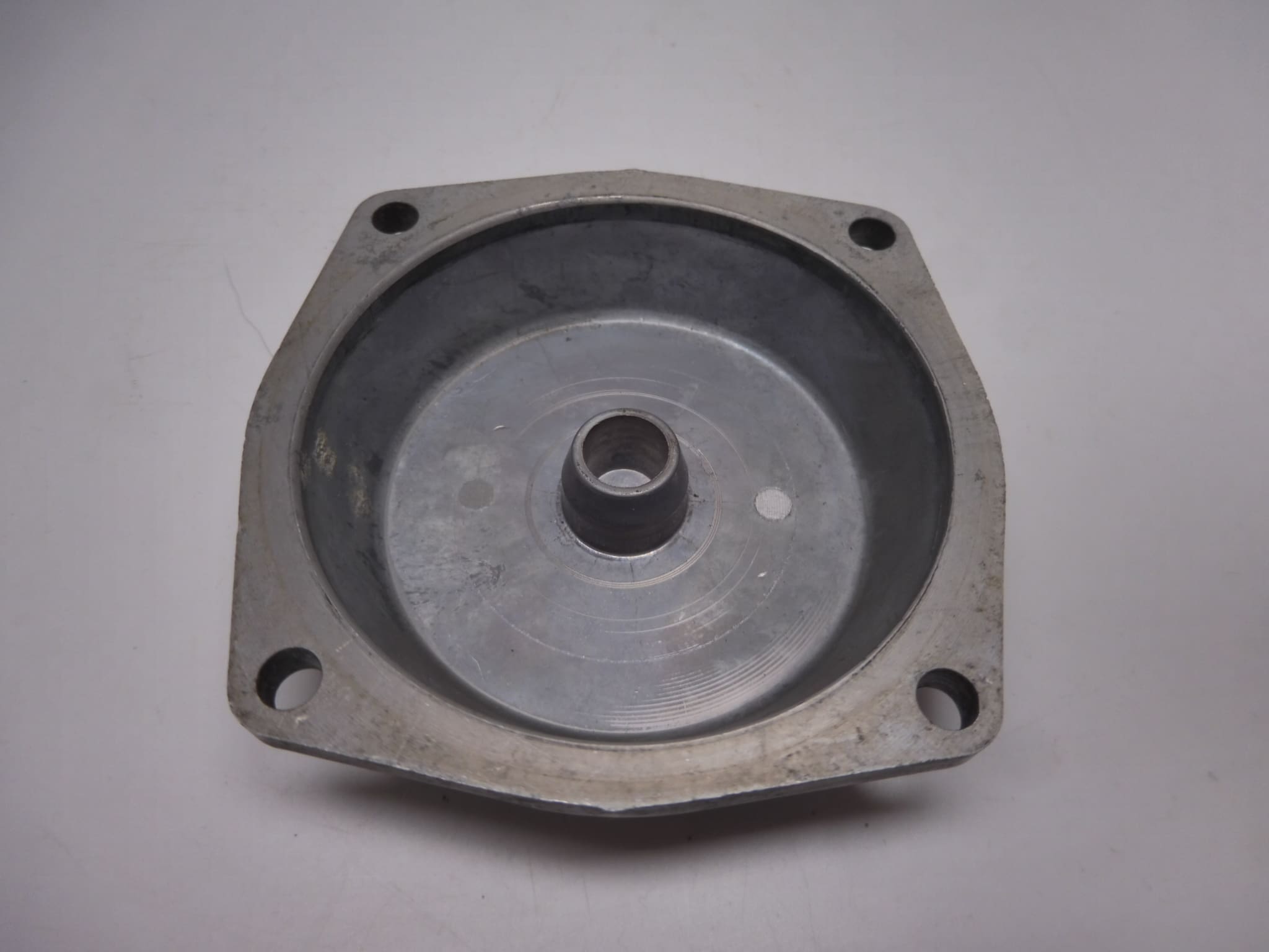 Cover carburator Suzuki GS750/850/1000 '80 up used - Image 2