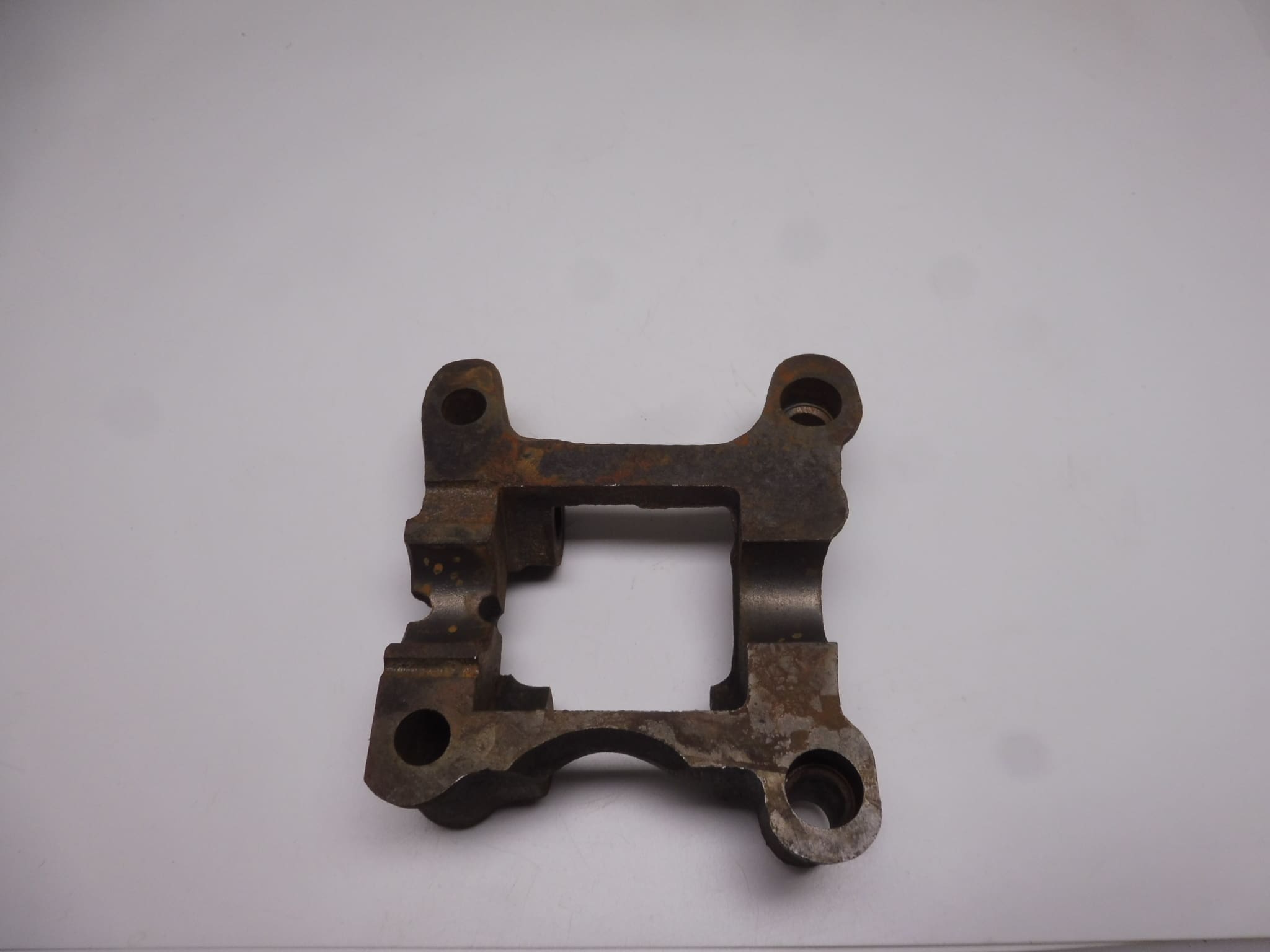 12210-413-030 Holder camshaft R. Honda CM400 used - Image 2