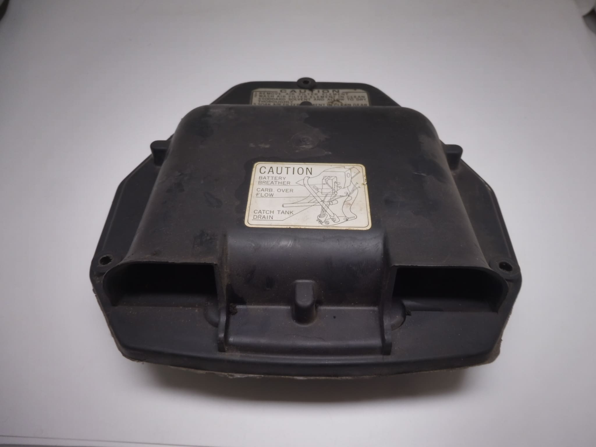 17217-413-000 Cover air cleaner Honda CB250/400T-N used