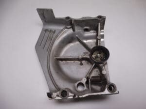 Alternative view of 11351-369-010 Cover L. crankcase Honda CB250/360 G used