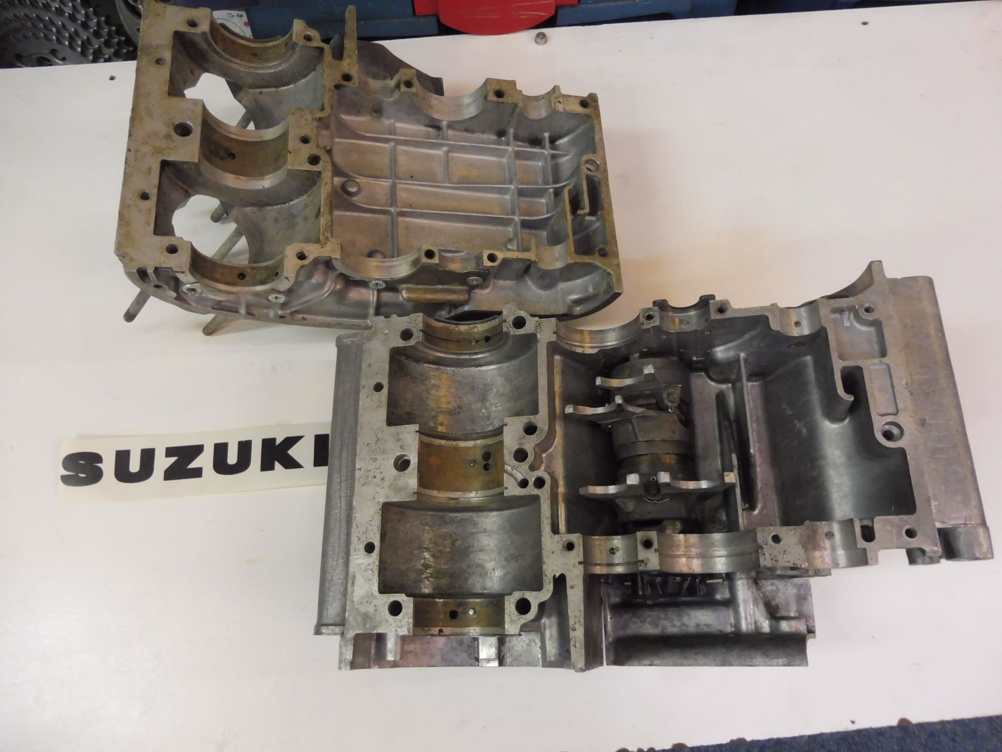 11300-11813 Crankcase ass'y as new Suzuki T20 years '67 and later - Image 3