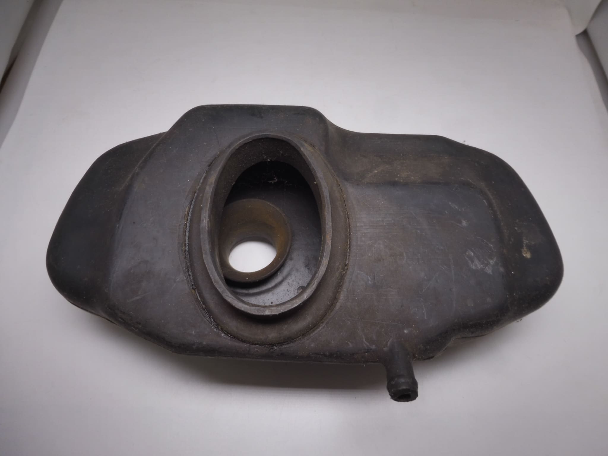 17300-333-000 Chamber cleaner Honda CB350/400F used - Image 2