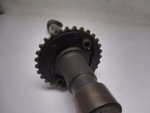 12711-45000 Camshaft intake Suzuki GS750 '77-'79 used good condition - Image 2