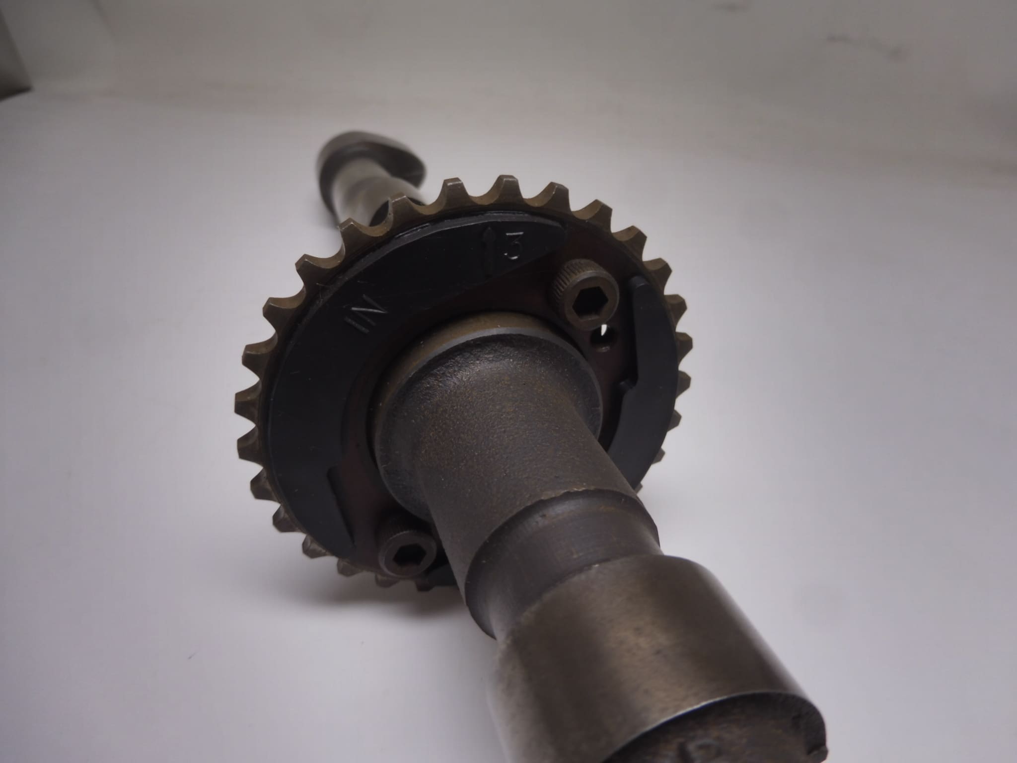 12711-45000 Camshaft intake Suzuki GS750 '77-'79 used good condition - Image 2