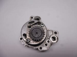 15100-333-010 Oil pump assy Honda CB 350/400F used