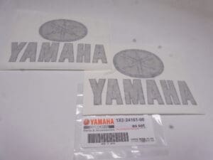 1X2-24161-00 Emblem assy(set)fueltank Yamaha TZ's F/G '78'79 new