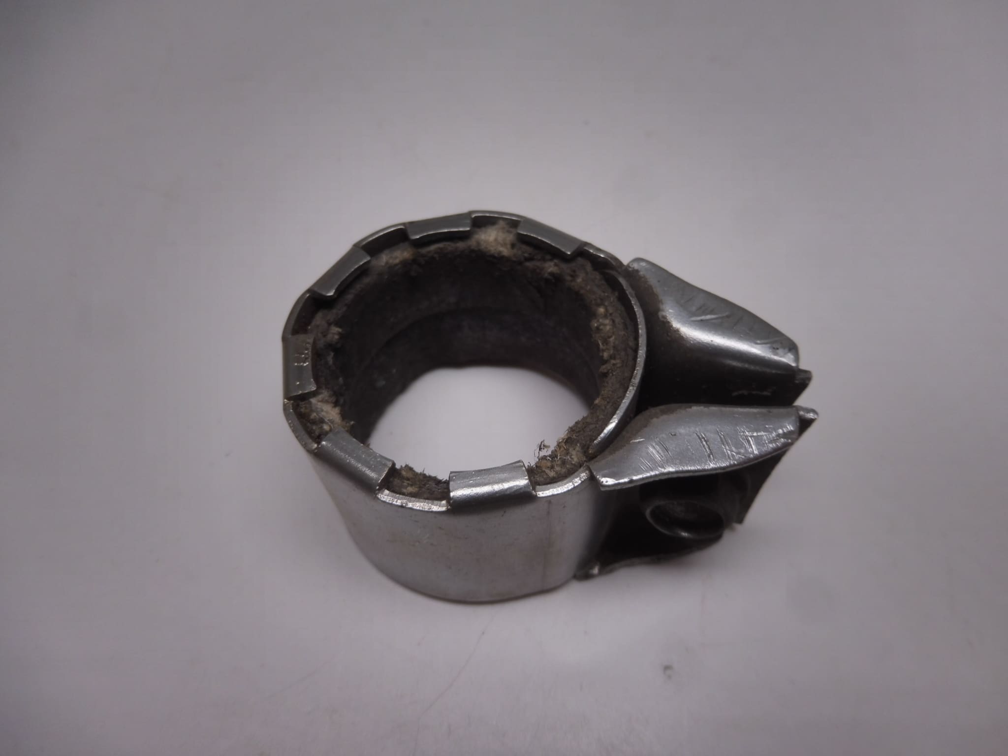09402-41701 Clamp exhaust Suzuki GS750/850 used