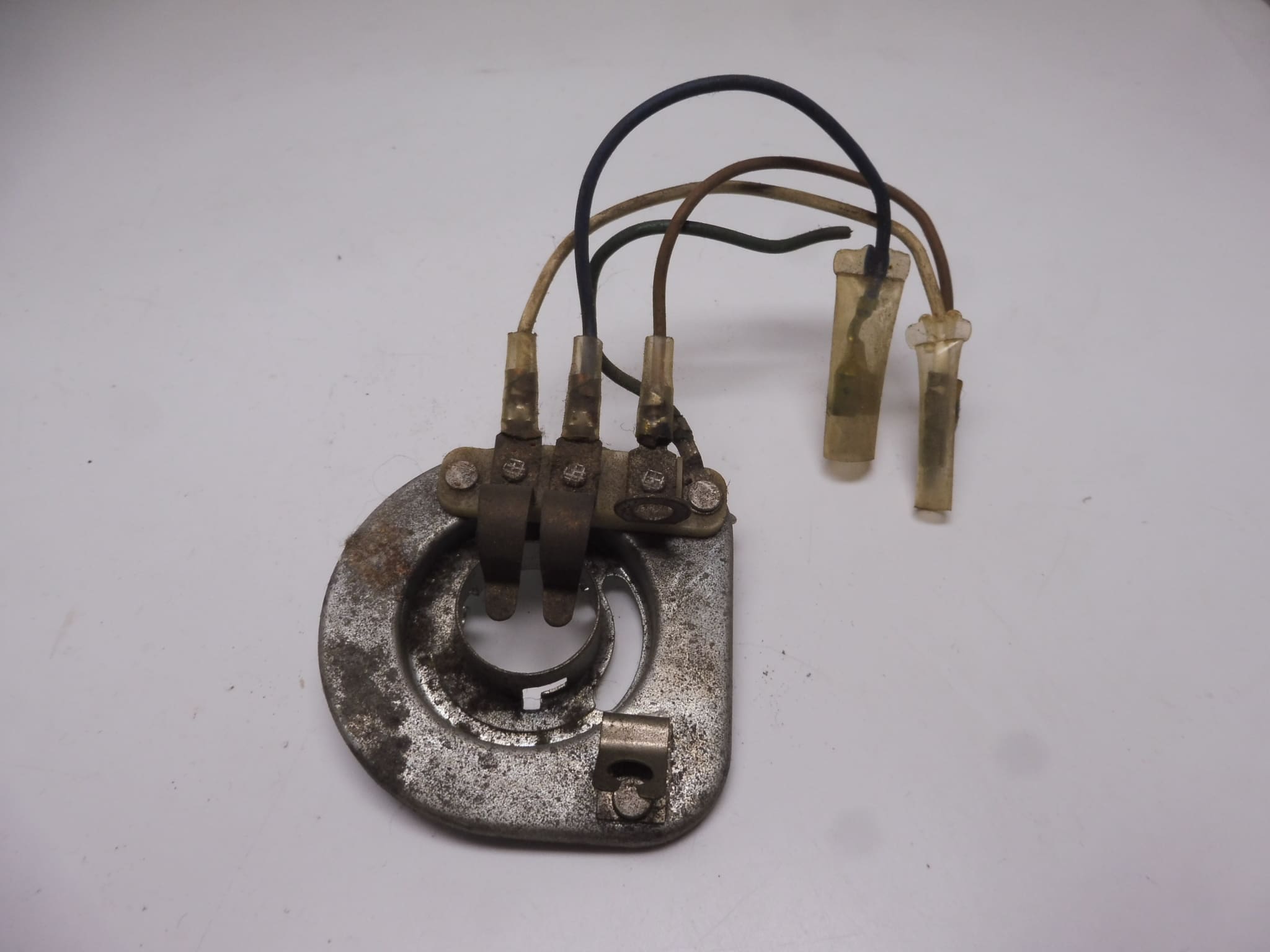 33130-051-621 Socket headlight Honda SS50/ST50/ST70 used