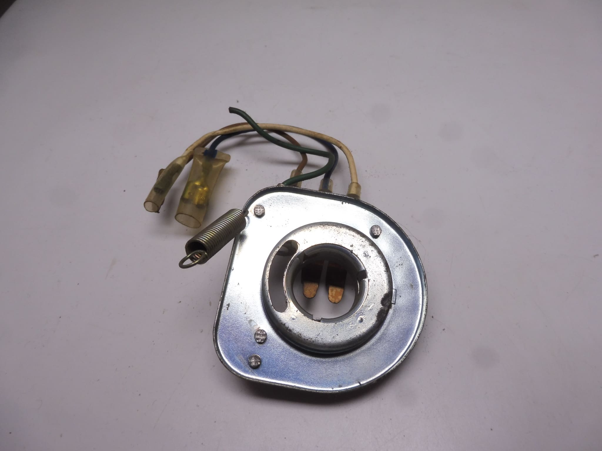 33130-051-621 Socket headlight Honda SS50/ST50/ST70 used - Image 2