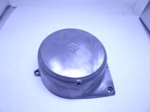 11351-15600 Cover magneto Suzuki T500 used good condition