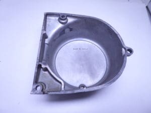 Alternative view of 11351-15600 Cover magneto Suzuki T500 used good condition
